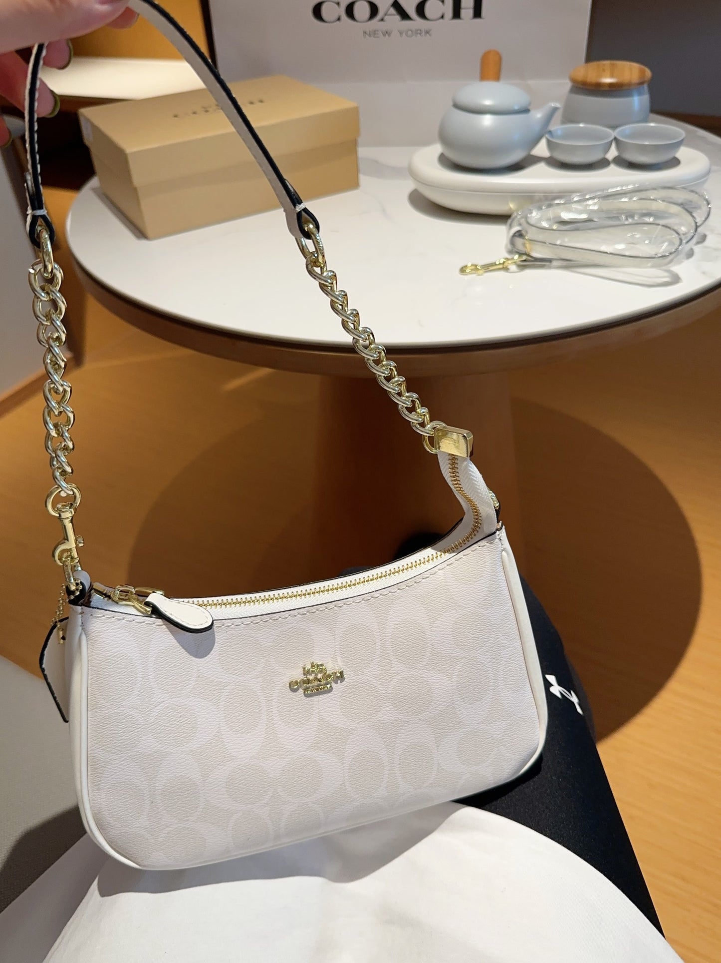Co-BAG29