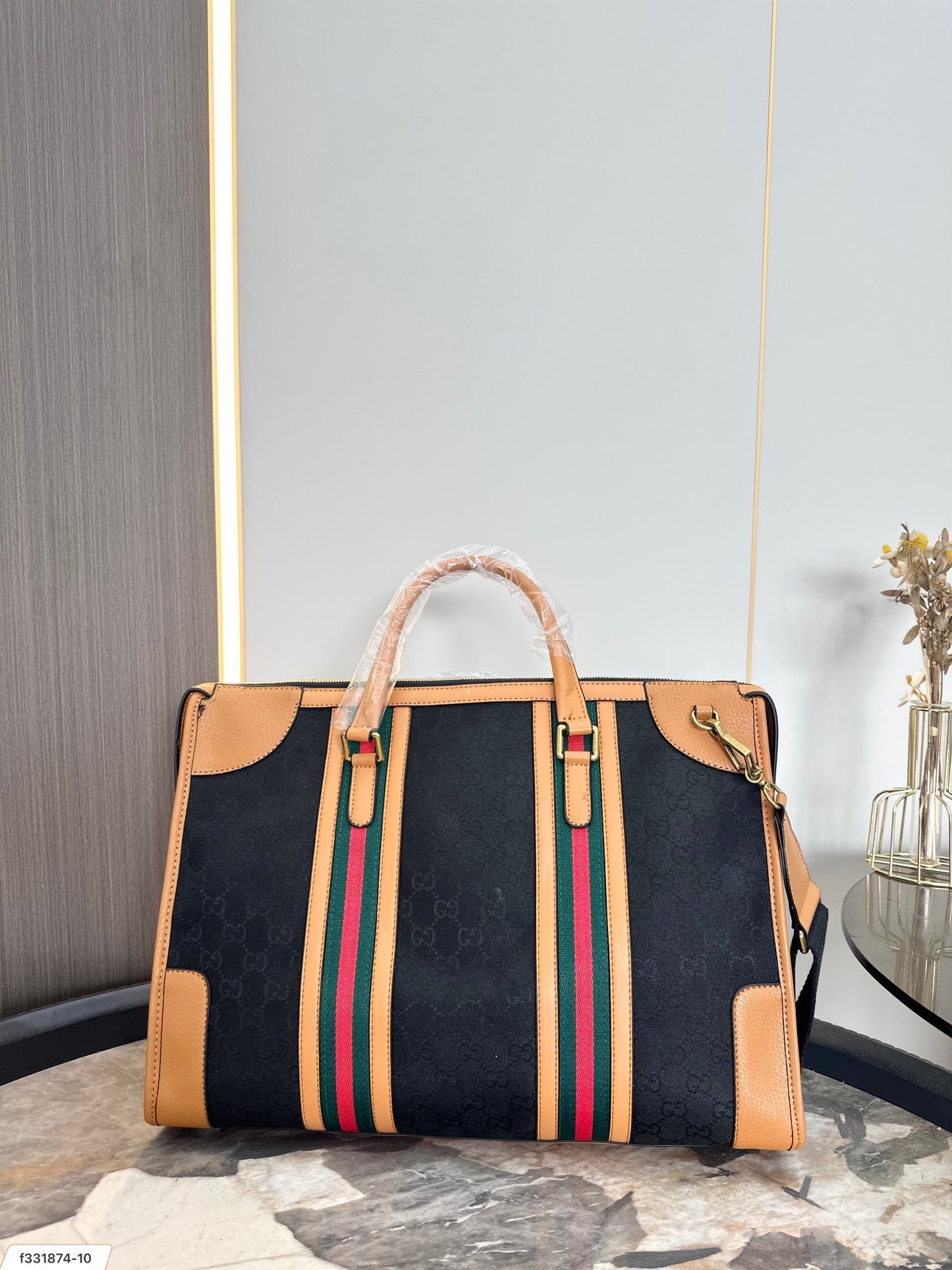 GUCCI BAG 229