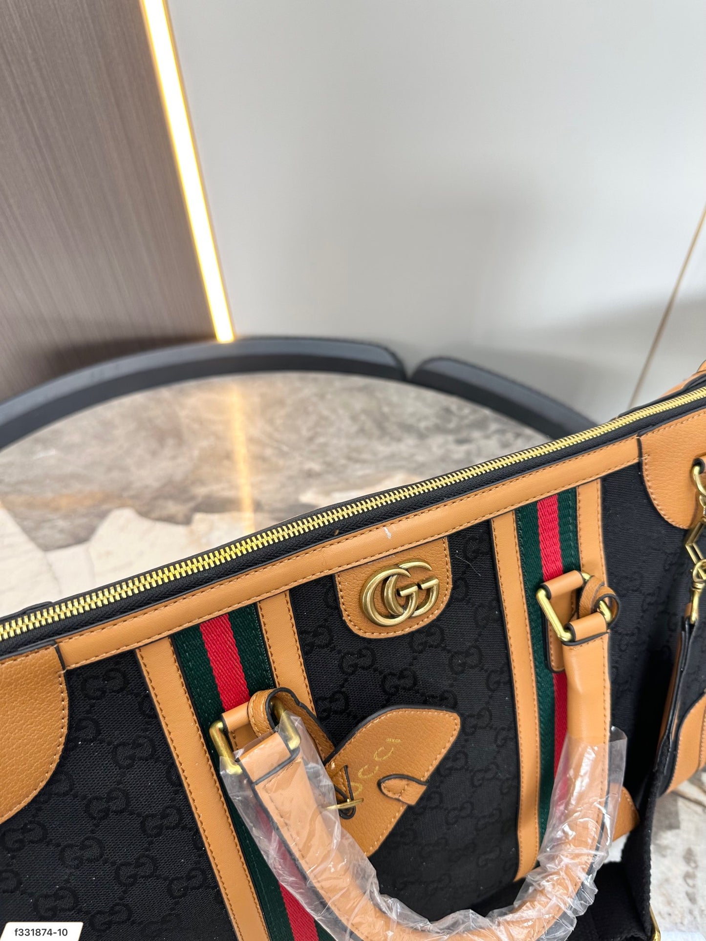 GUCCI BAG 229