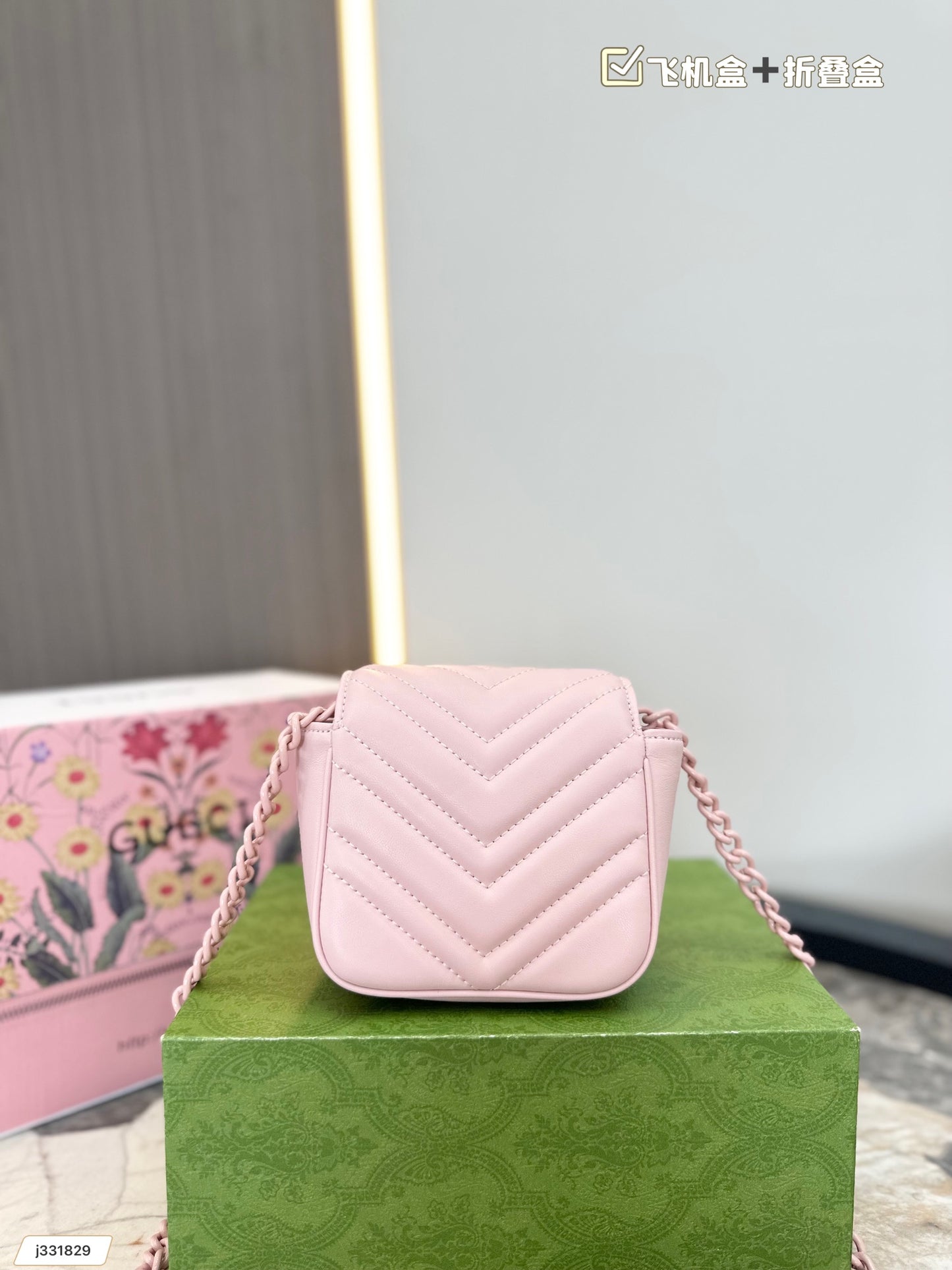 GUCCI BAG 233