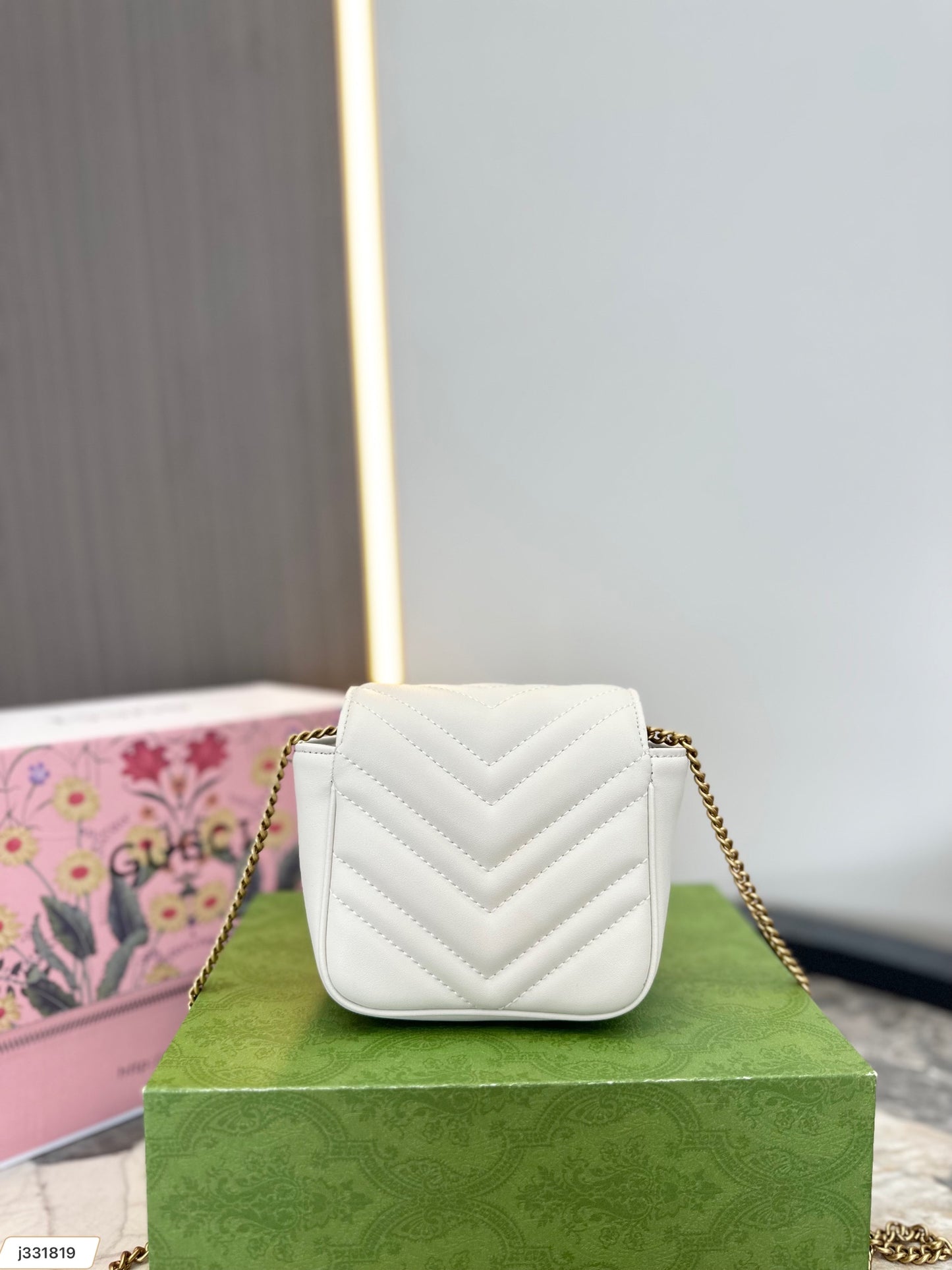 GUCCI BAG 234