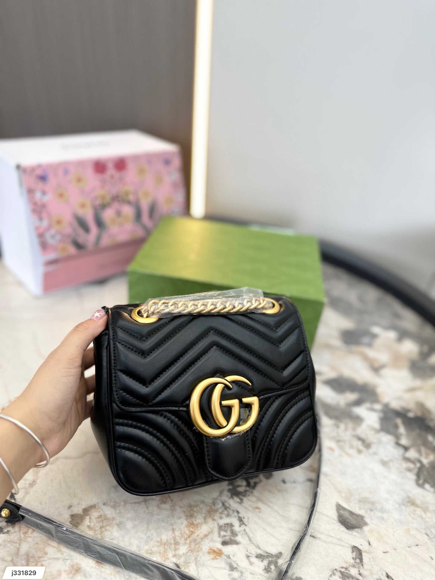 GUCCI BAG 244
