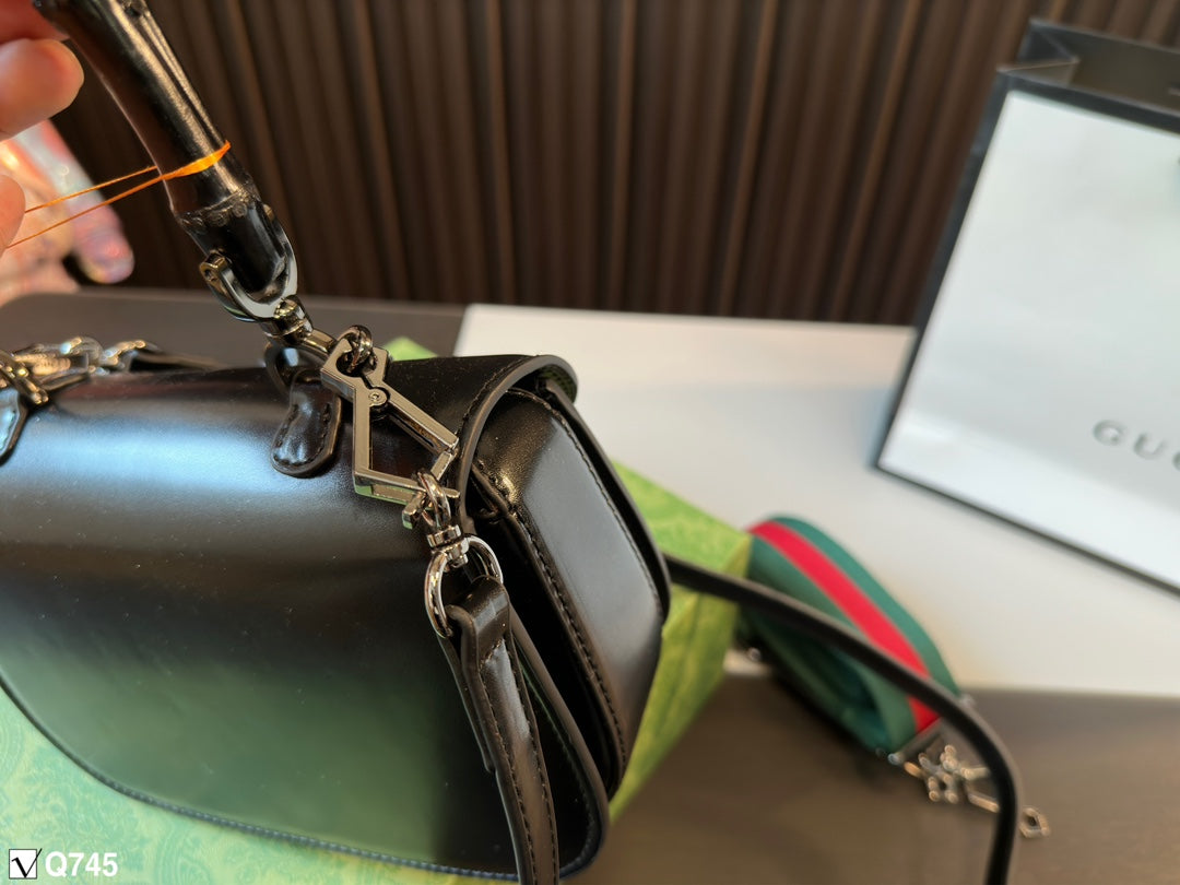 GUCCI BAG 246