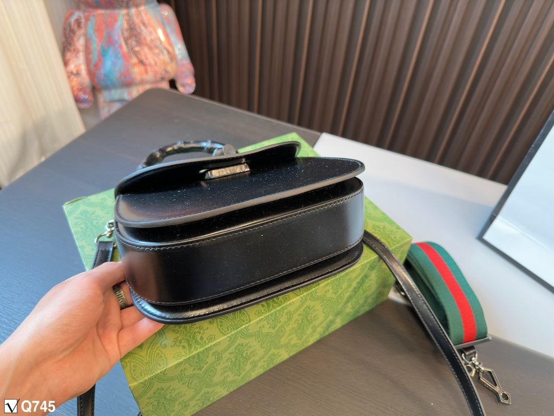 GUCCI BAG 246