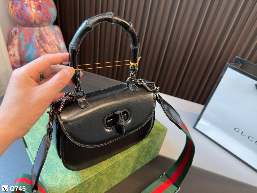 GUCCI BAG 246