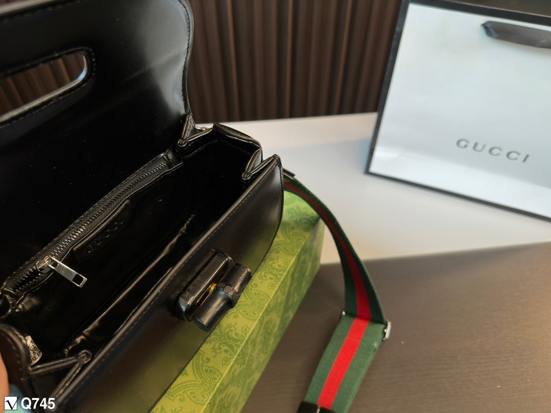 GUCCI BAG 246