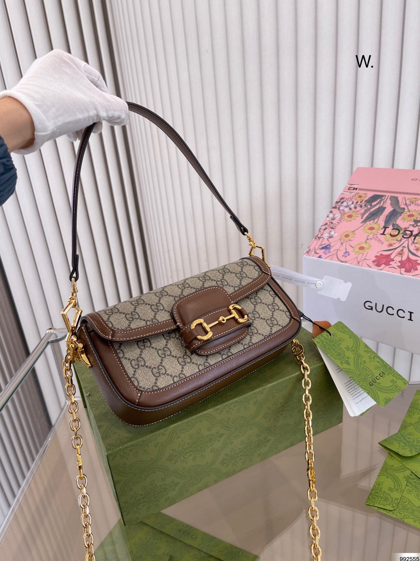 GUCCI BAG 250