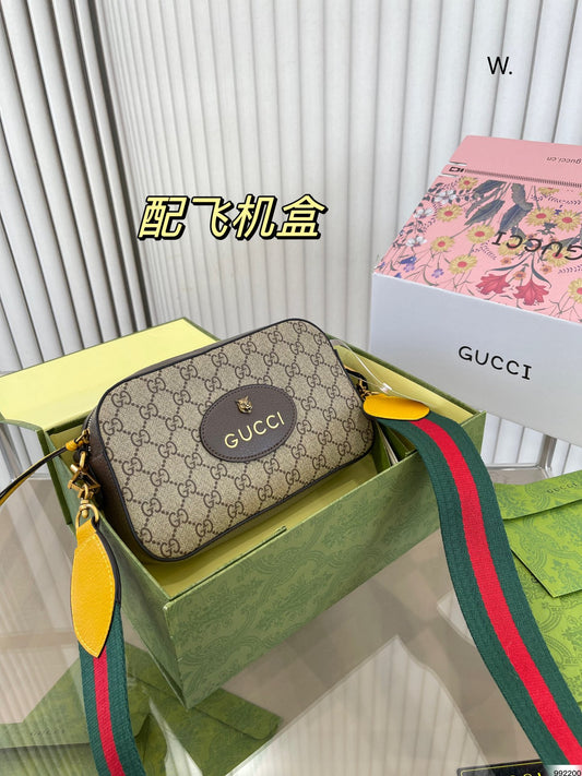 GUCCI BAG 251