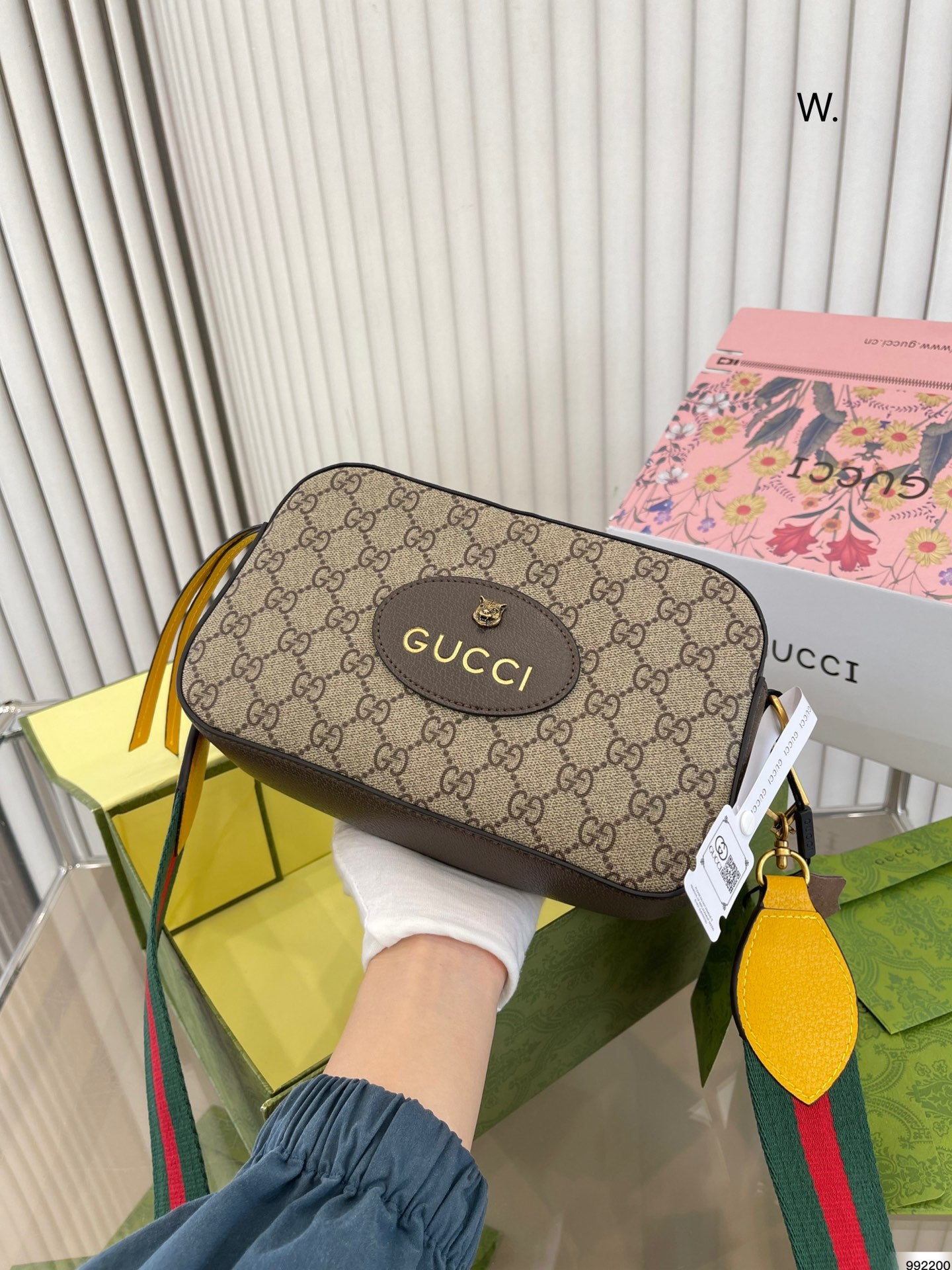GUCCI BAG 251