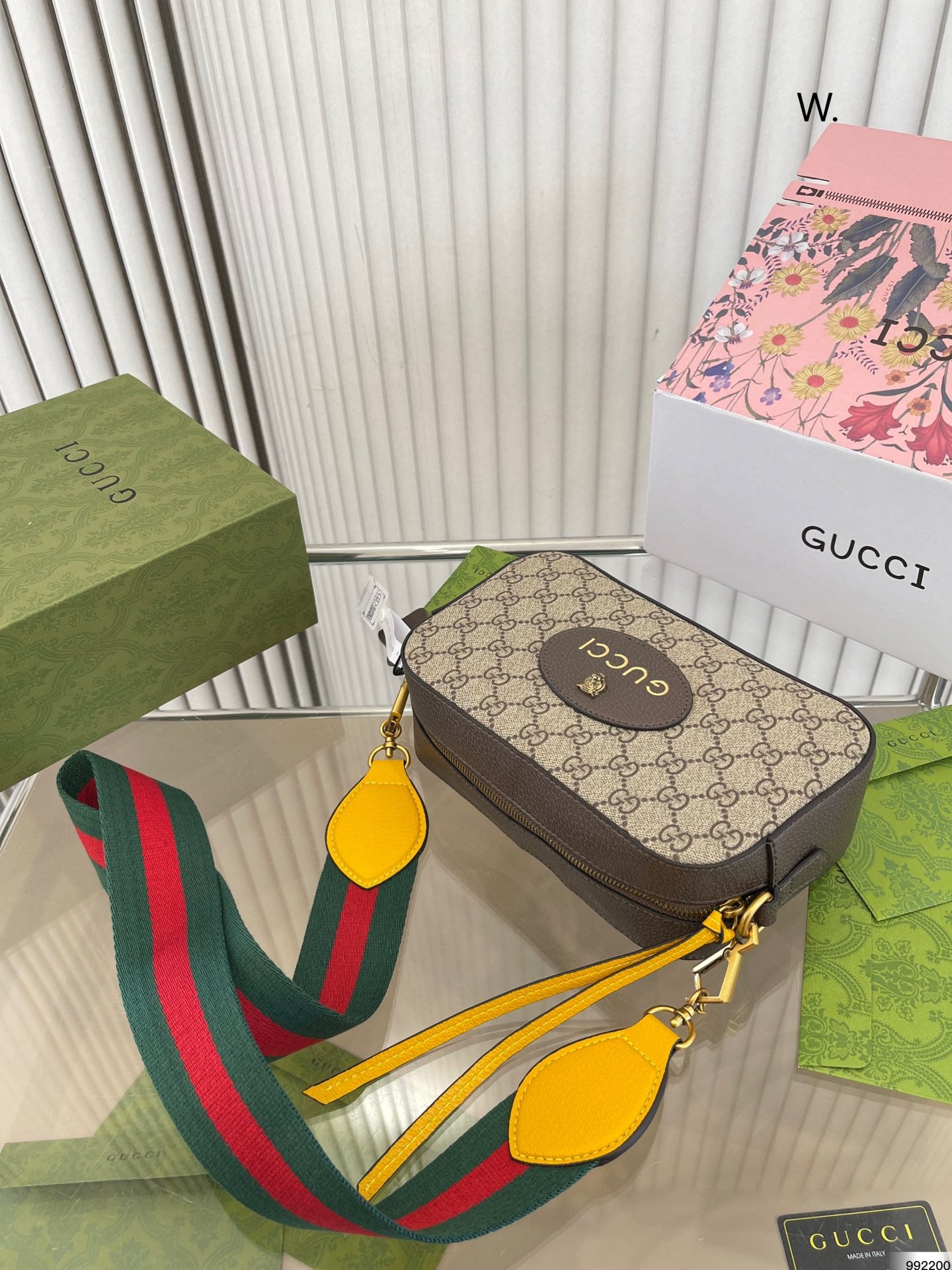 GUCCI BAG 251