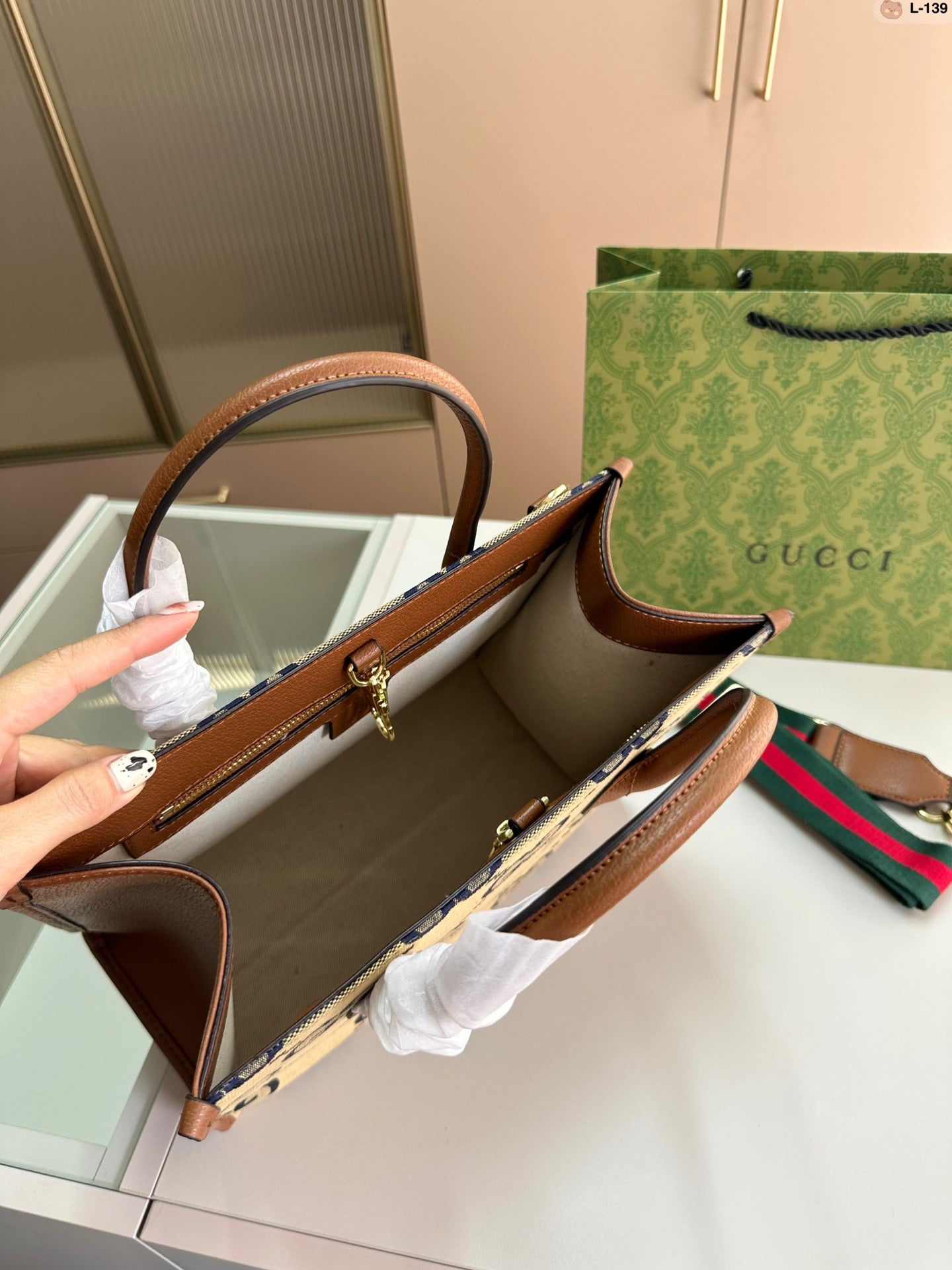 GUCCI BAG 271