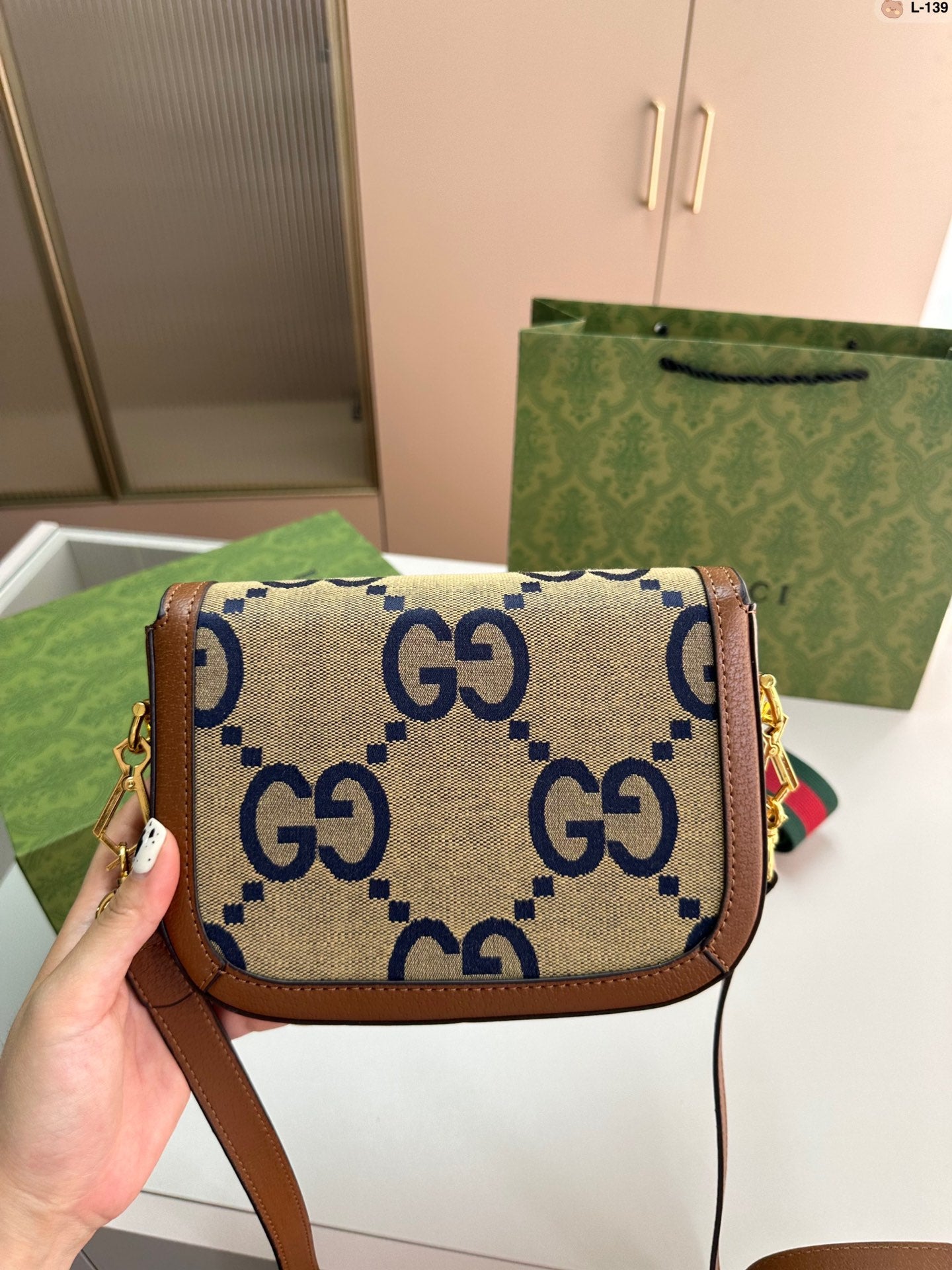 GUCCI BAG 272