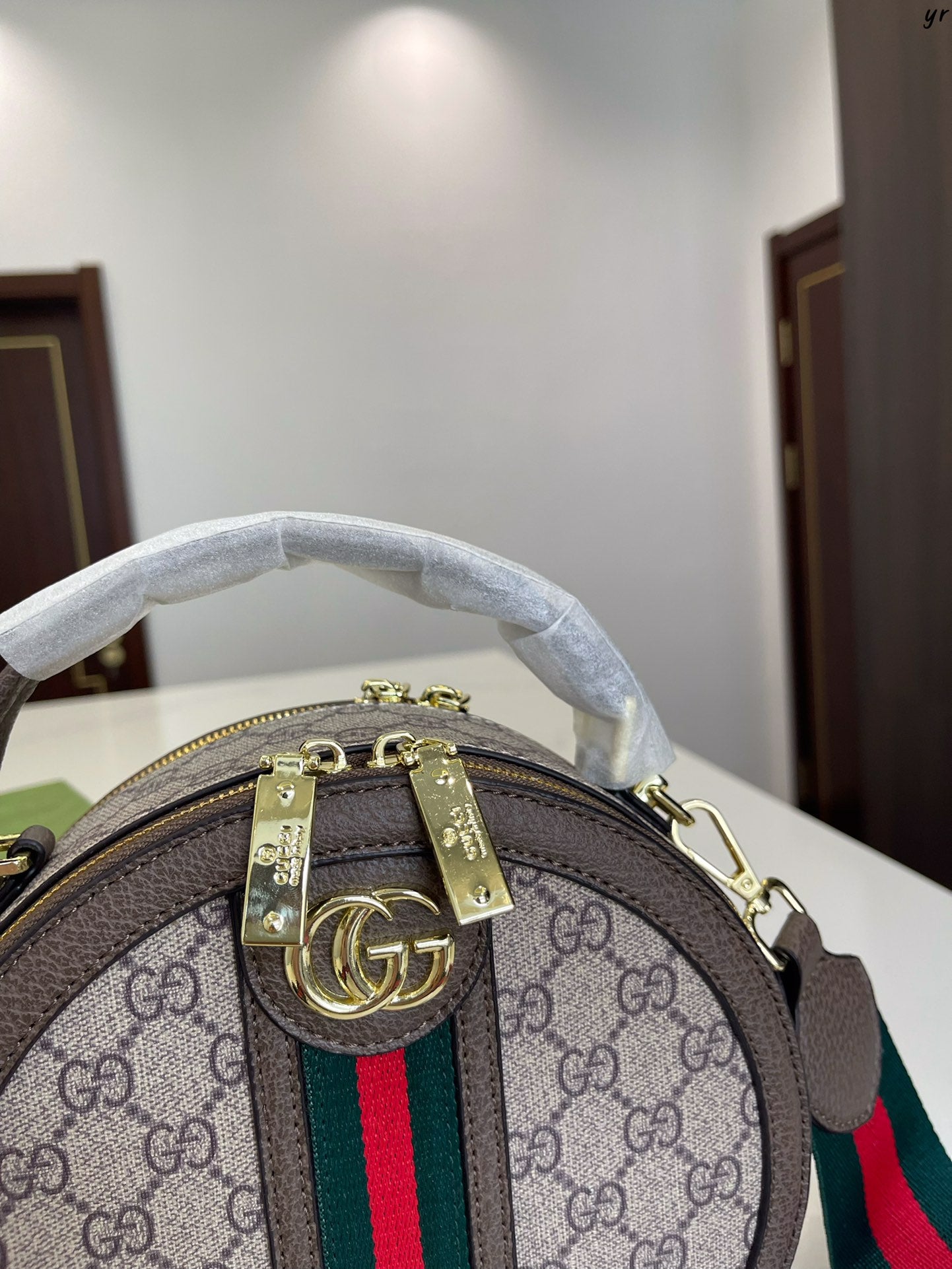GUCCI BAG 274
