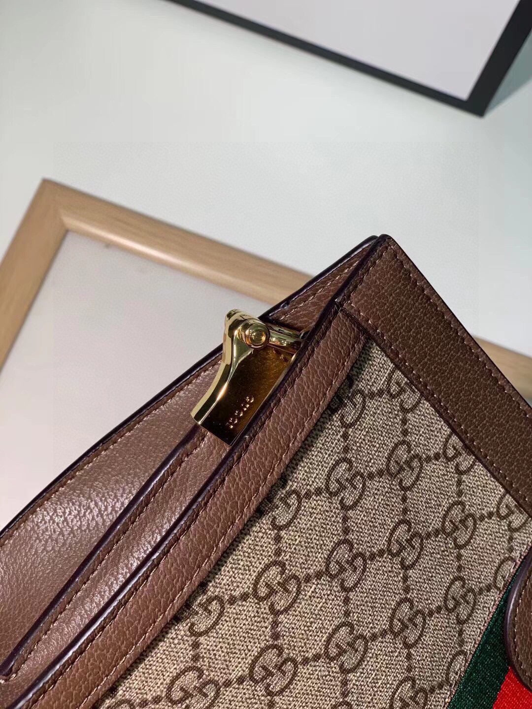 GUCCI BAG 284