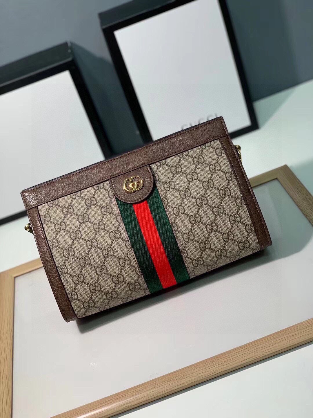 GUCCI BAG 284