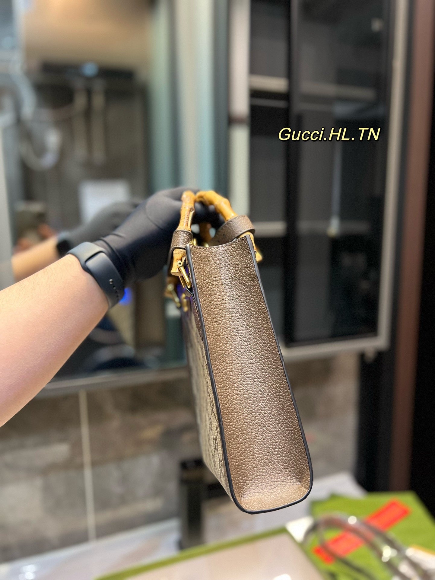 GUCCI BAG 286