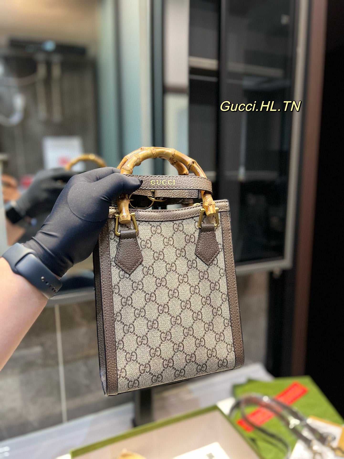 GUCCI BAG 286