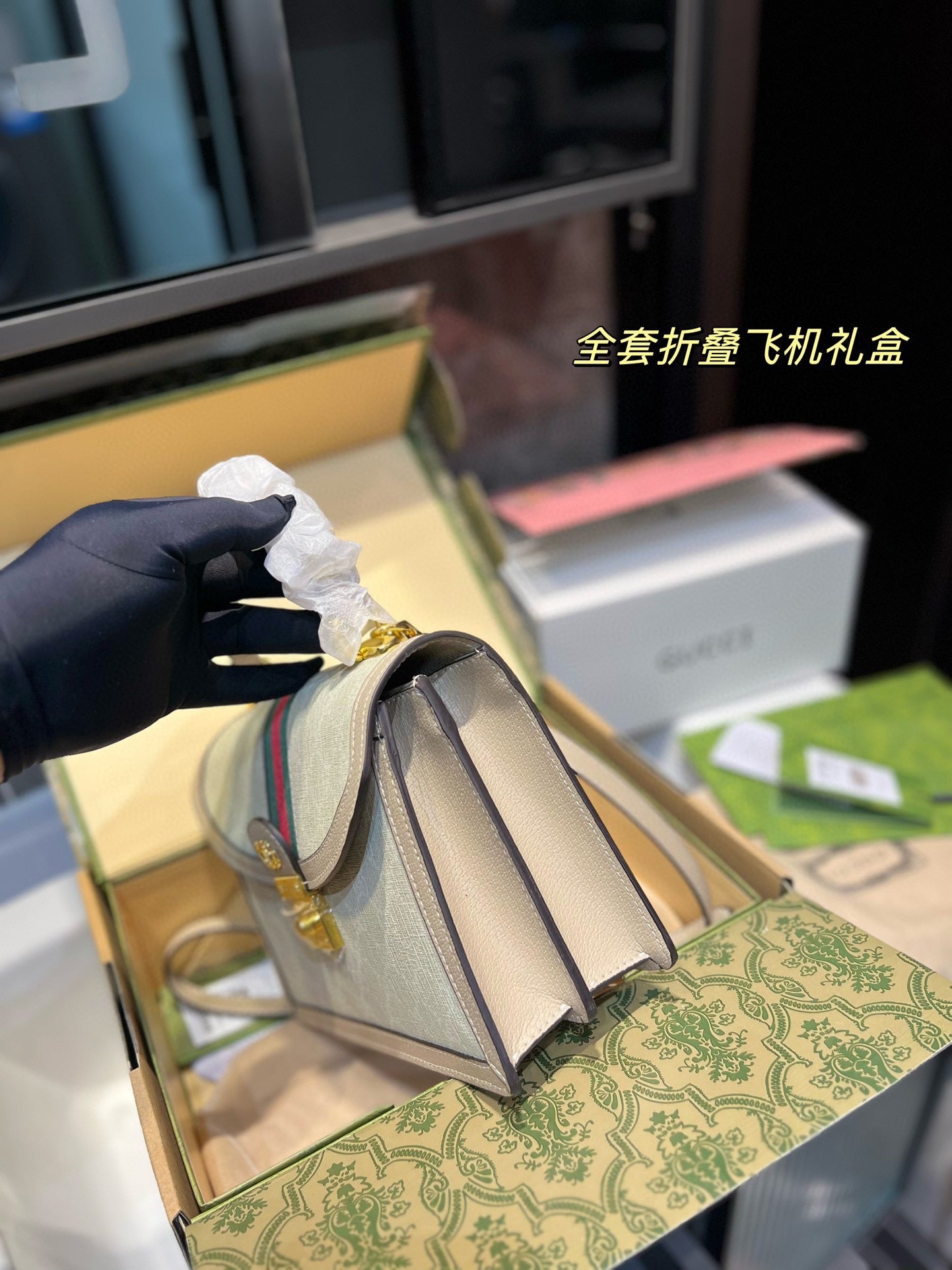 GUCCI BAG  288