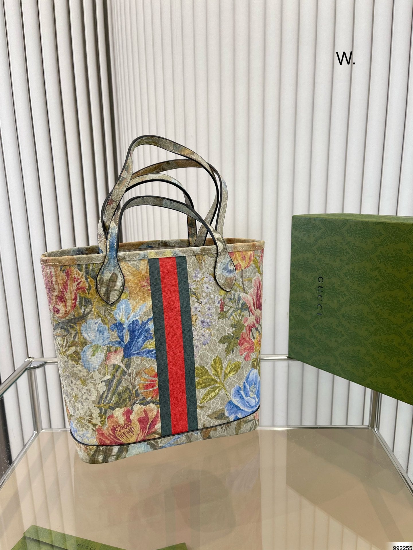 GUCCI BAG 300
