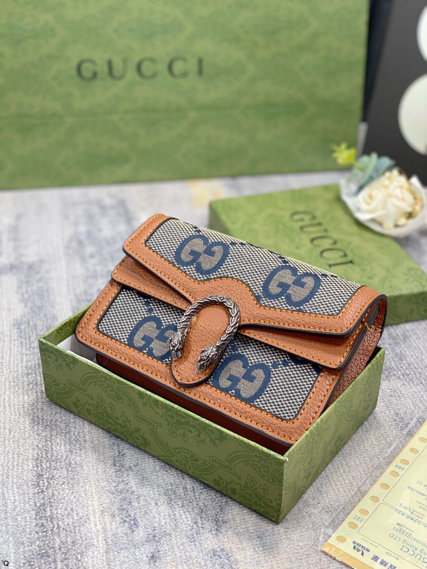 GUCCI BAG 302