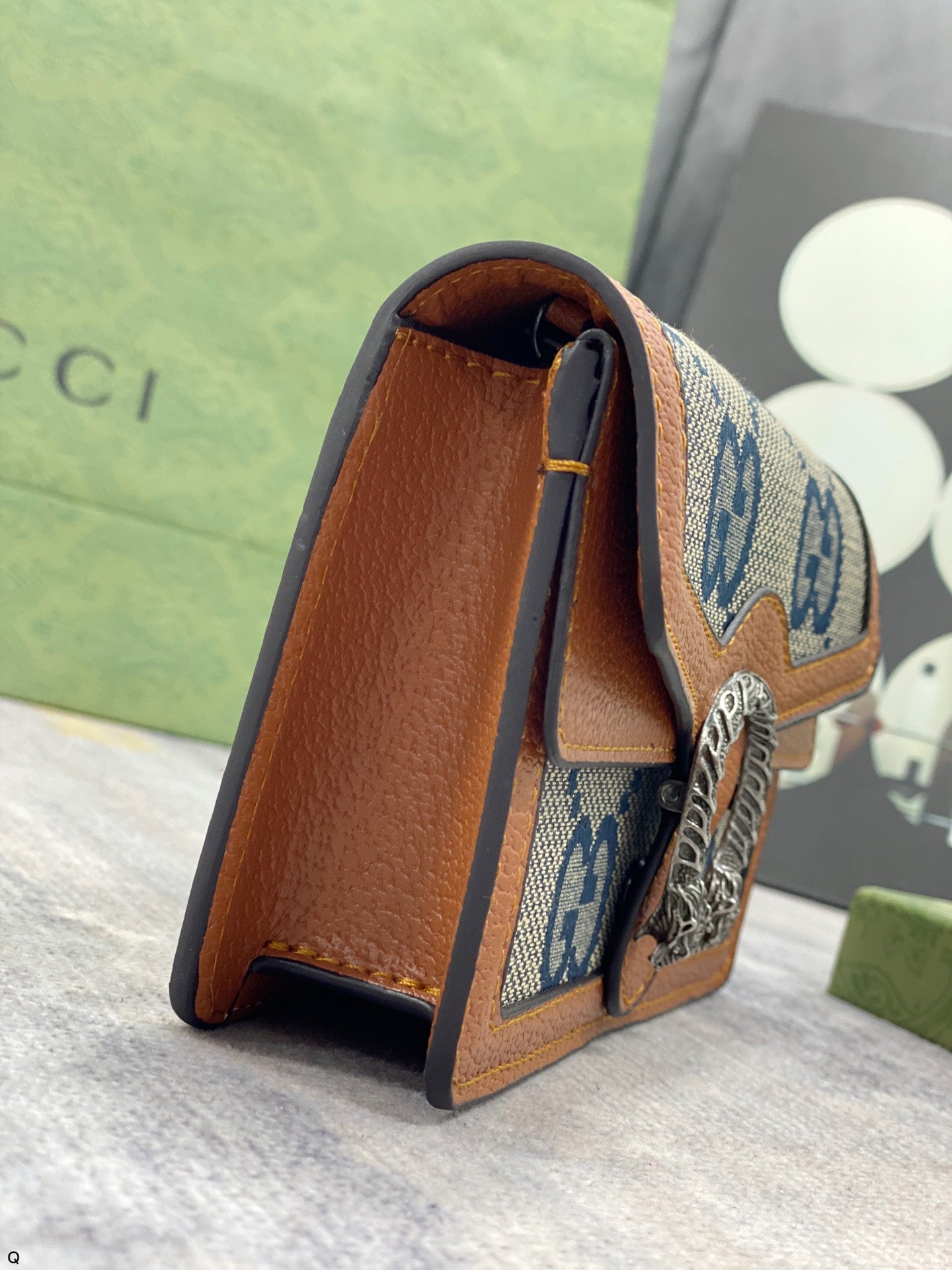 GUCCI BAG 302