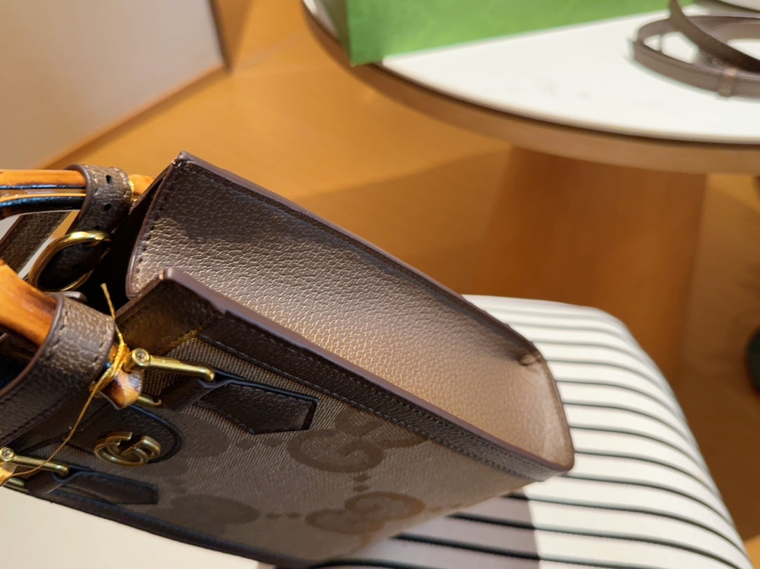 GUCCI BAG 303