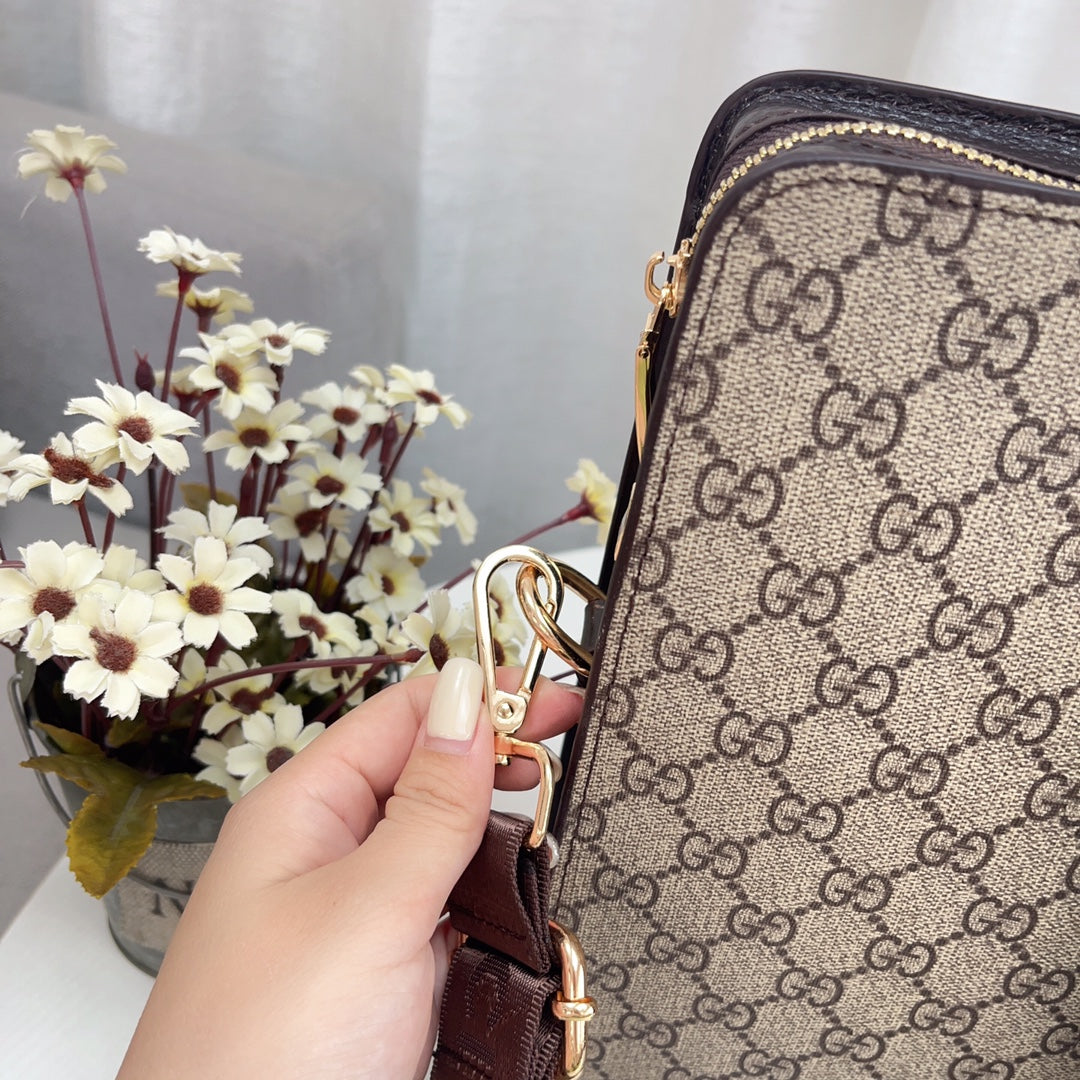 GUCCI BAG 304