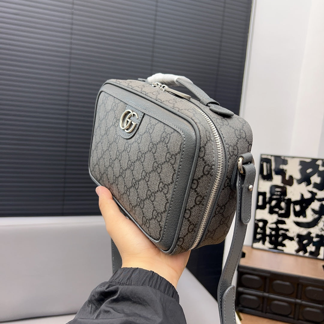 GUCCI BAG 305