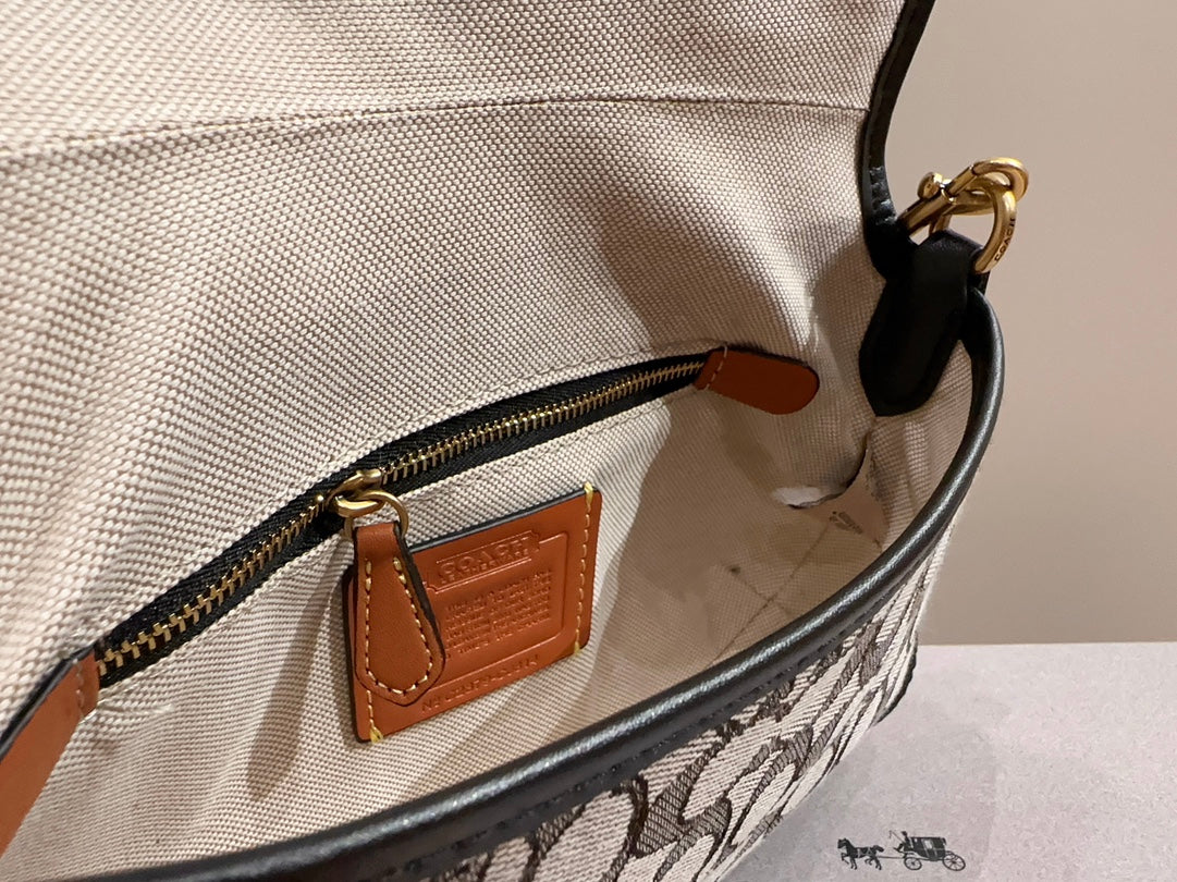 Co-BAG643