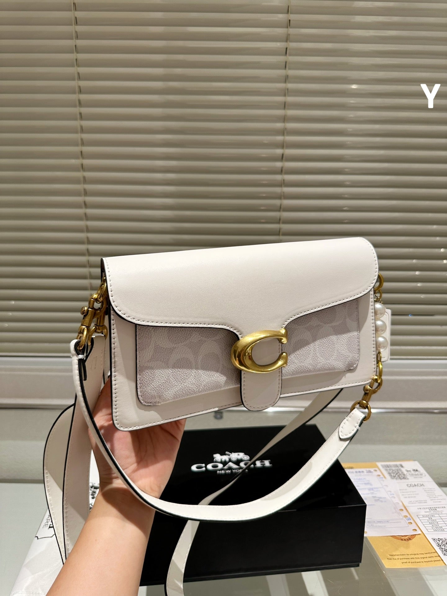 Co-BAG32