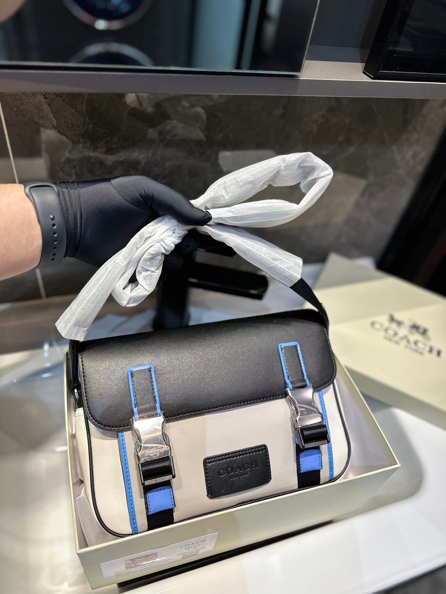Co-BAG578
