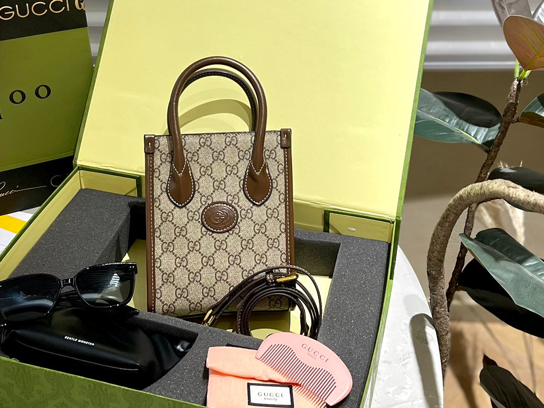 GUCCI BAG 320