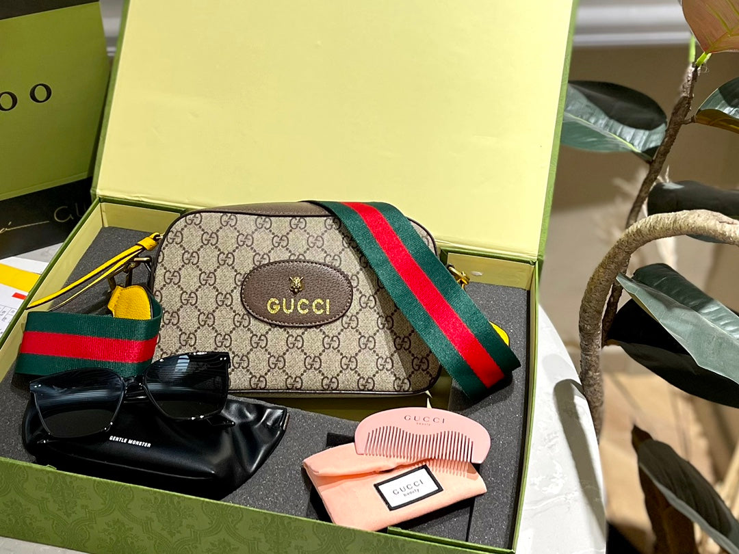GUCCI BAG 323