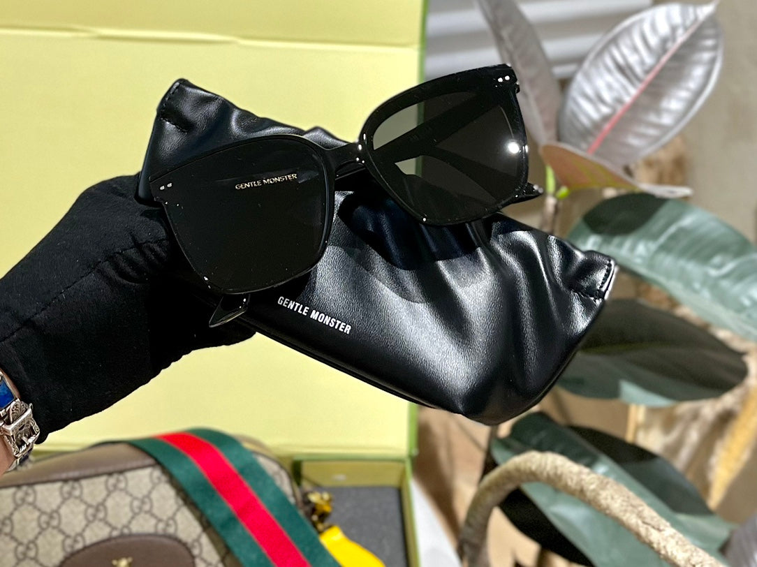GUCCI BAG 324