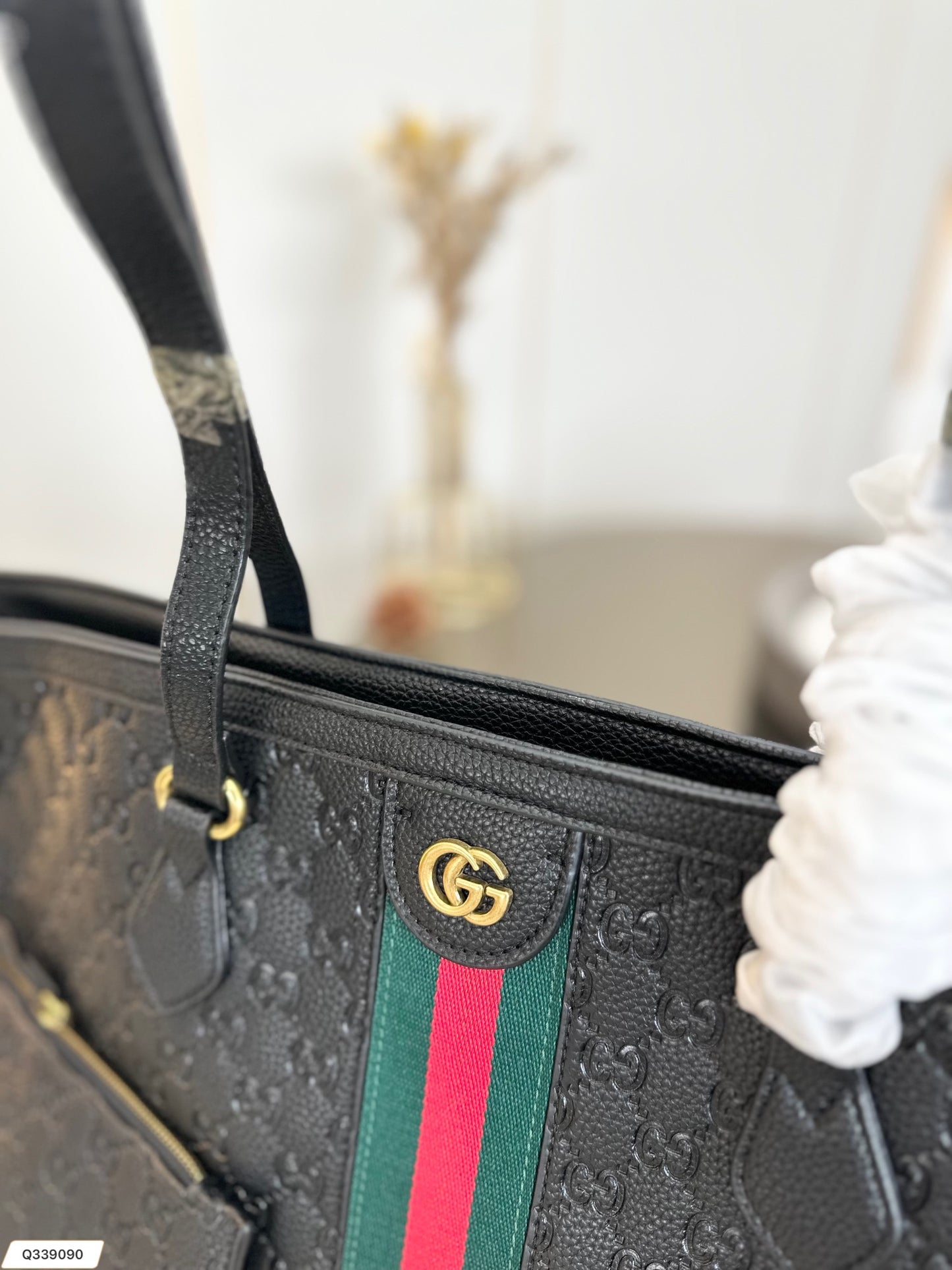 GUCCI BAG 327