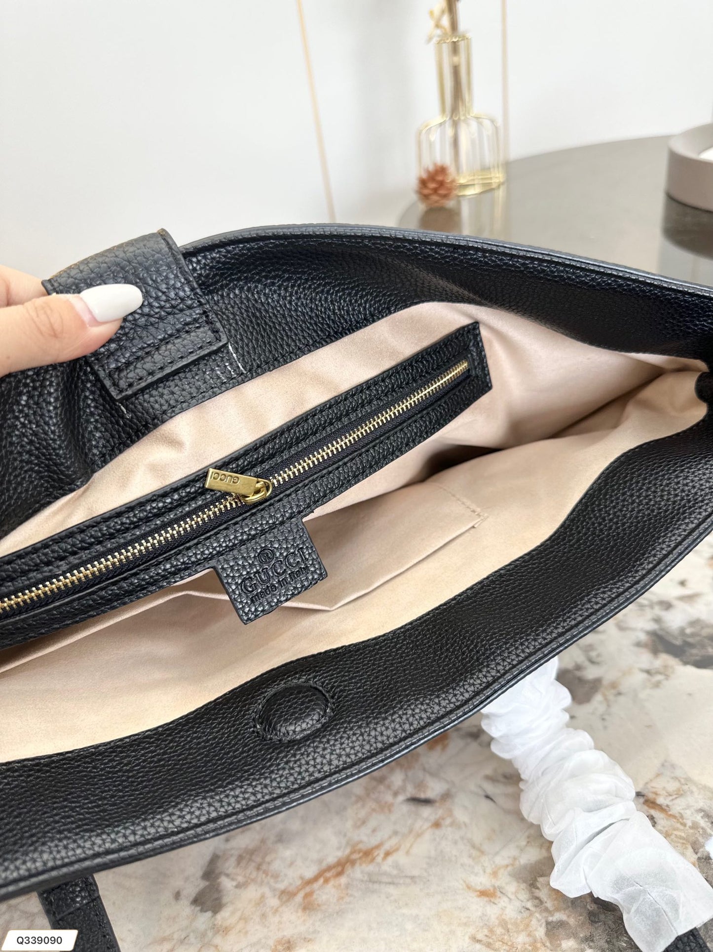 GUCCI BAG 327