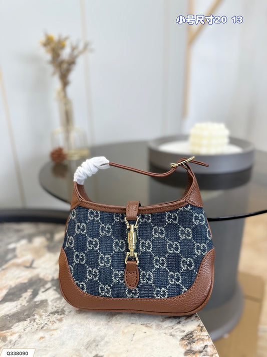GUCCI BAG 329