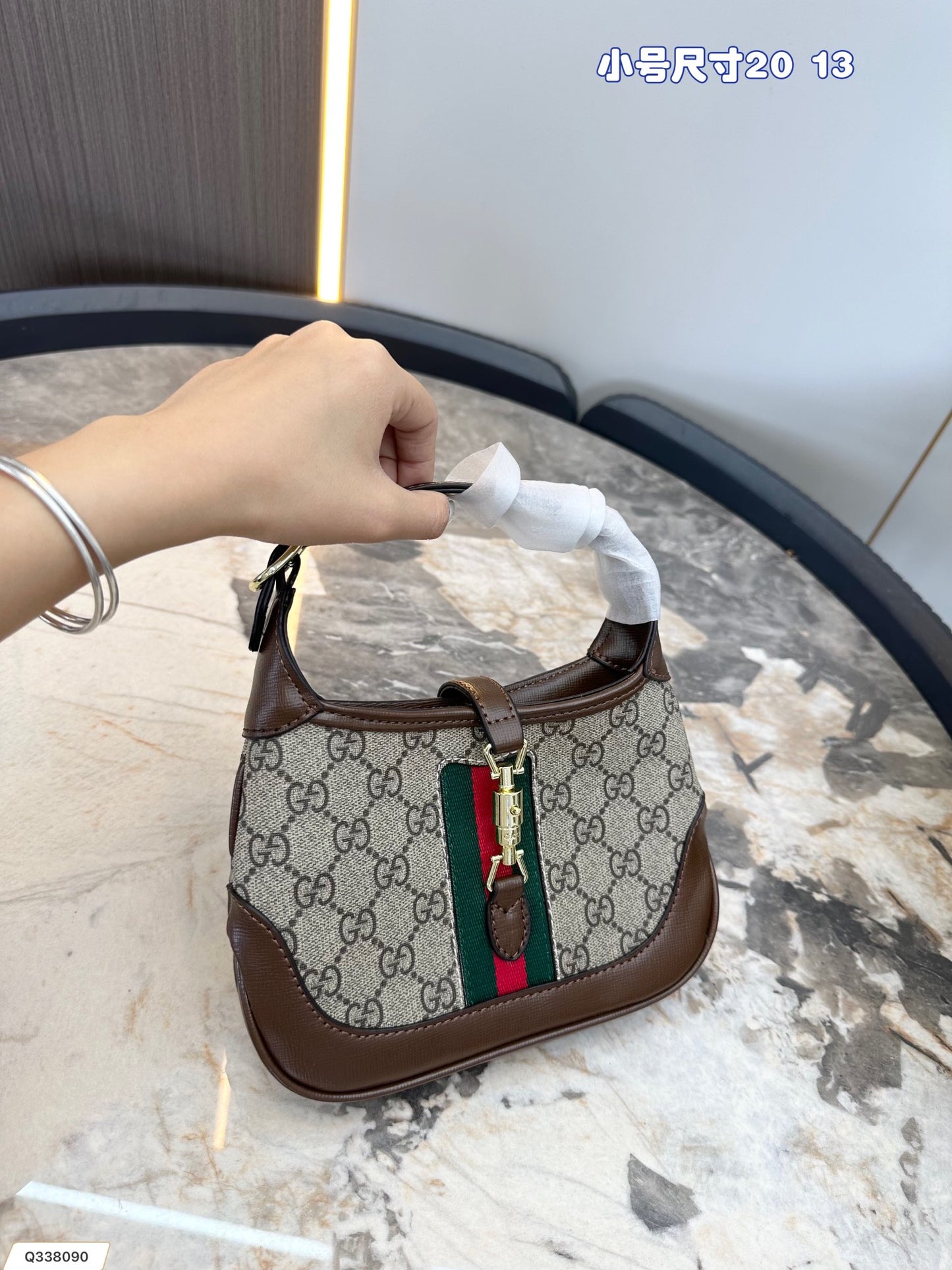 GUCCI BAG 330