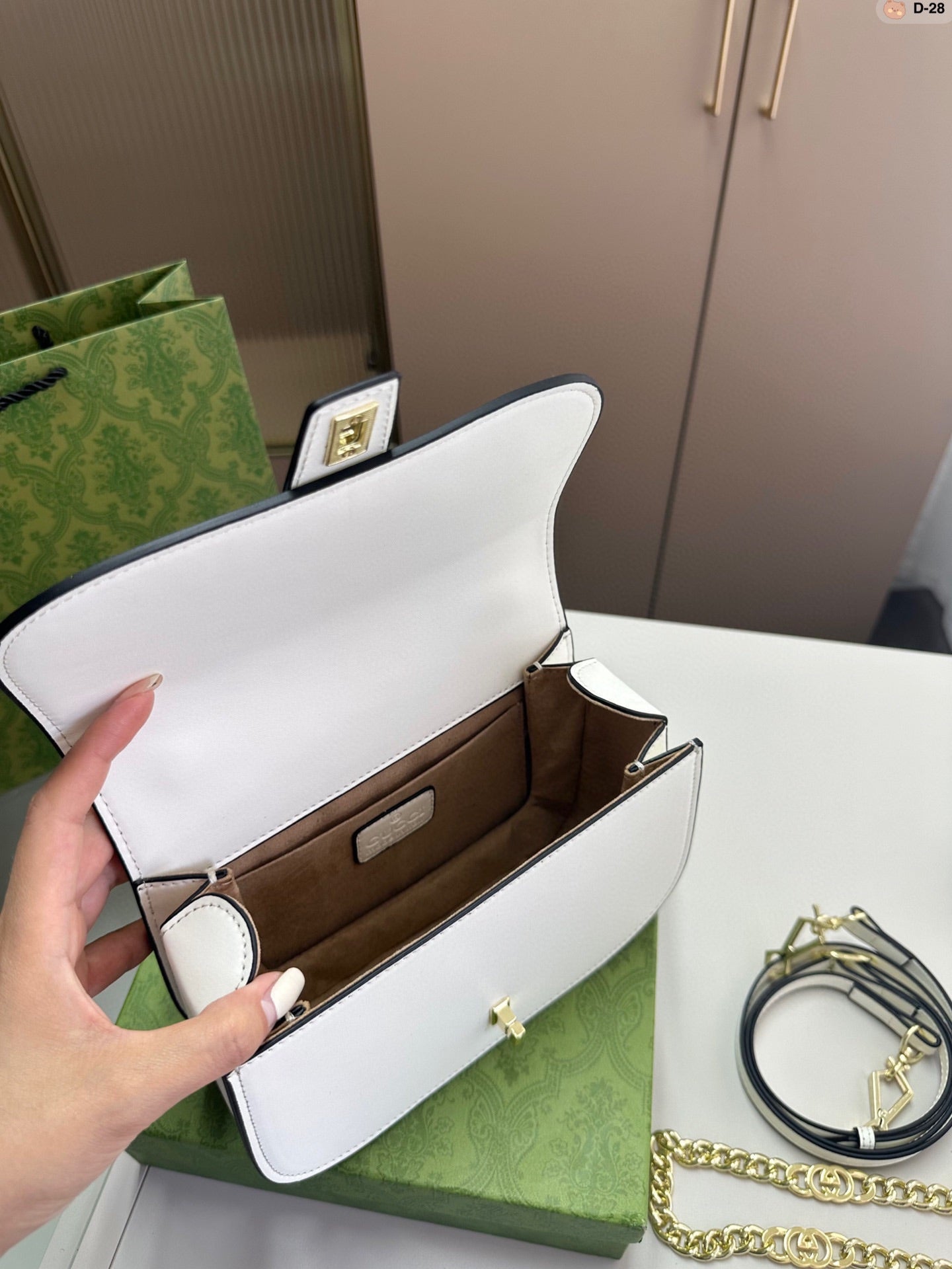 GUCCI BAG 334