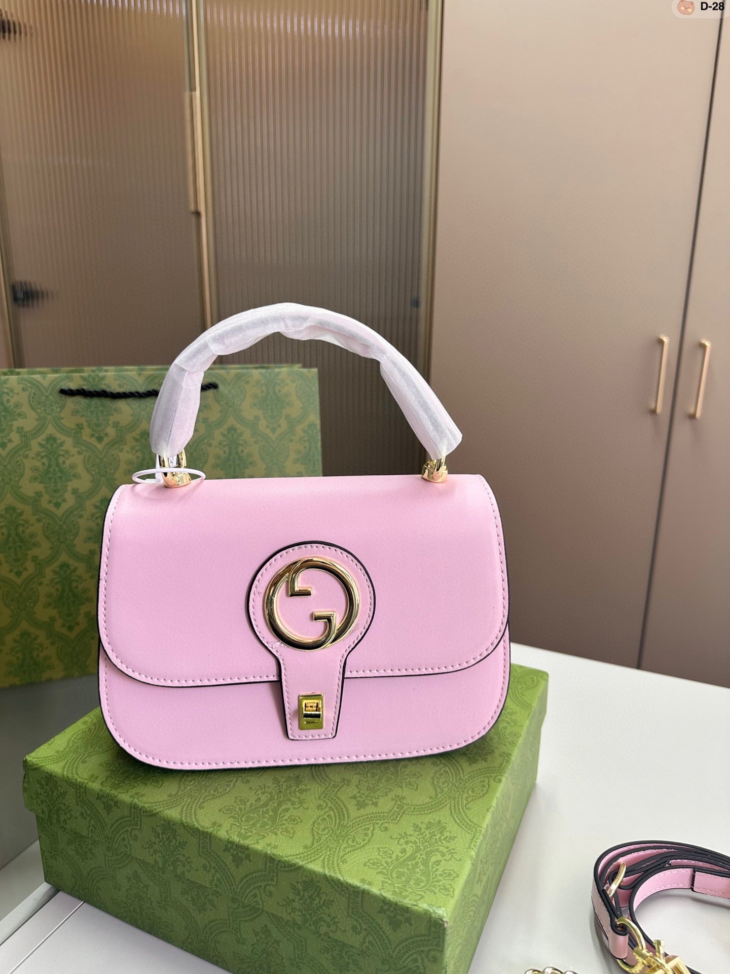 GUCCI BAG 335