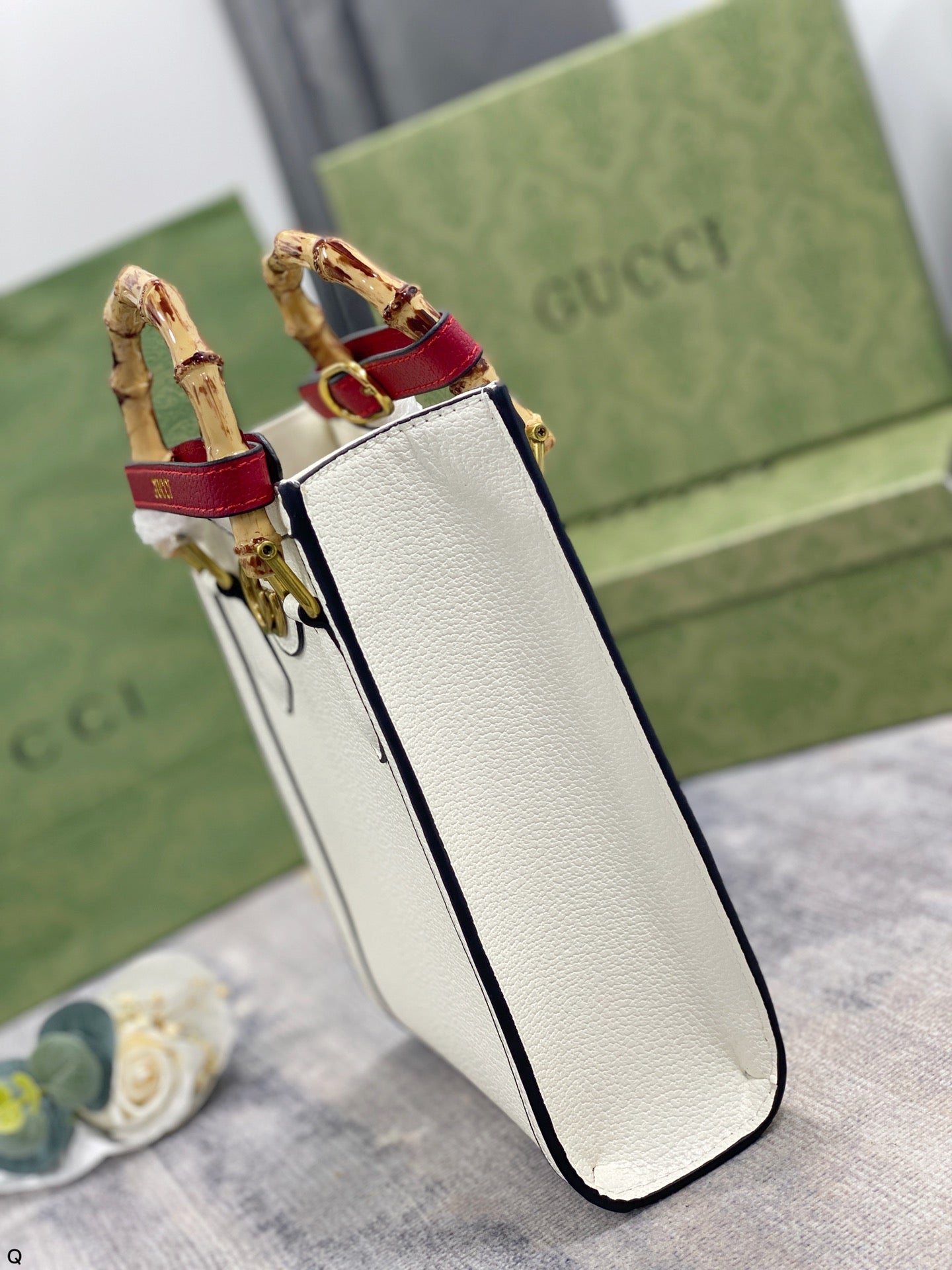 GUCCI BAG 340