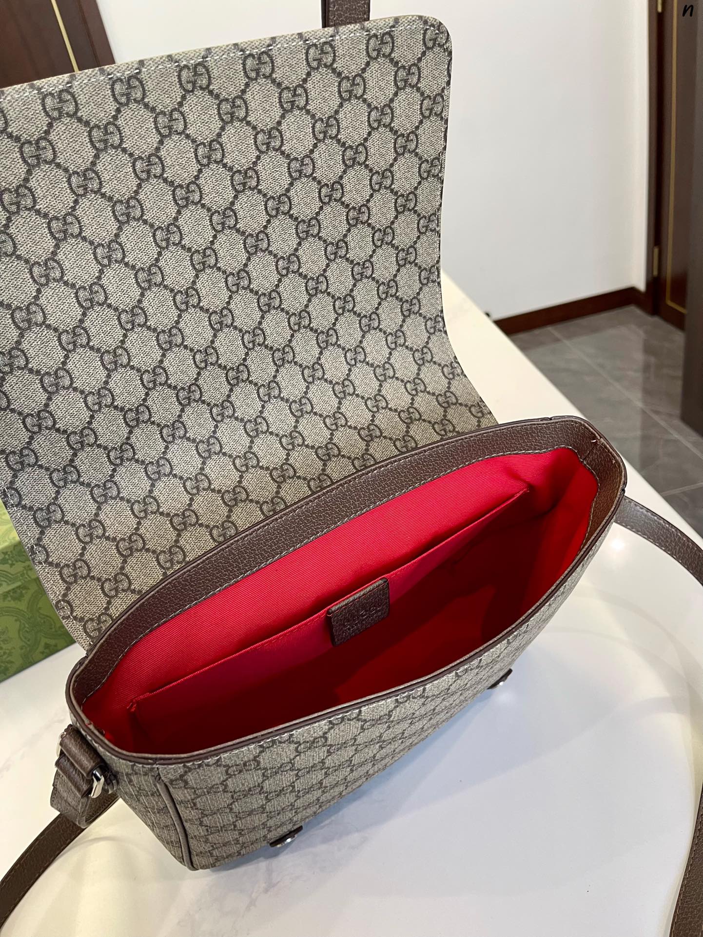 GUCCI BAG 342