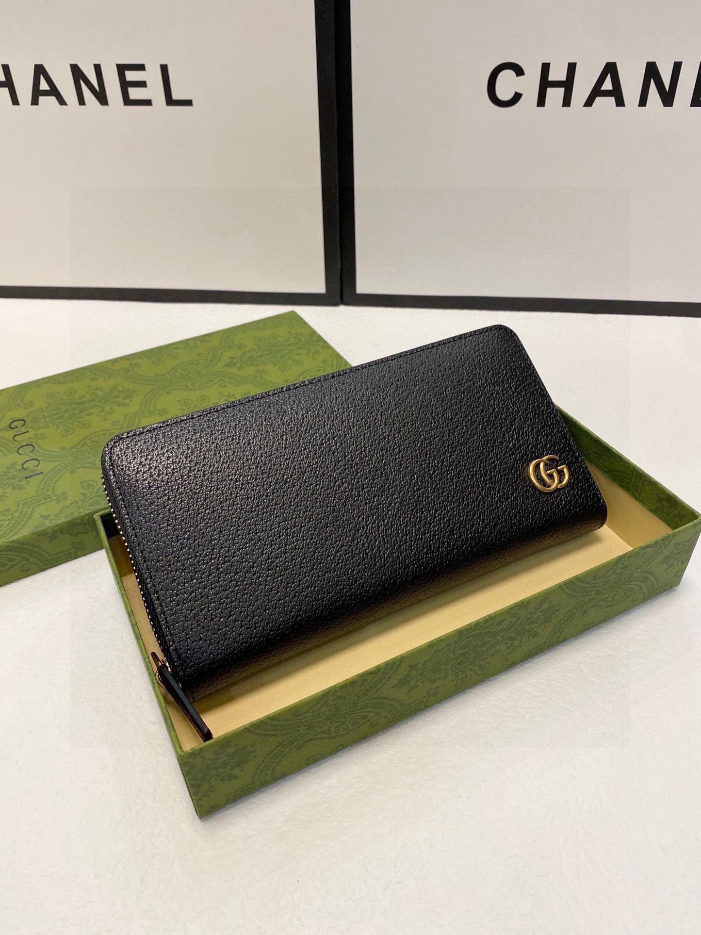 GUCCI BAG 348