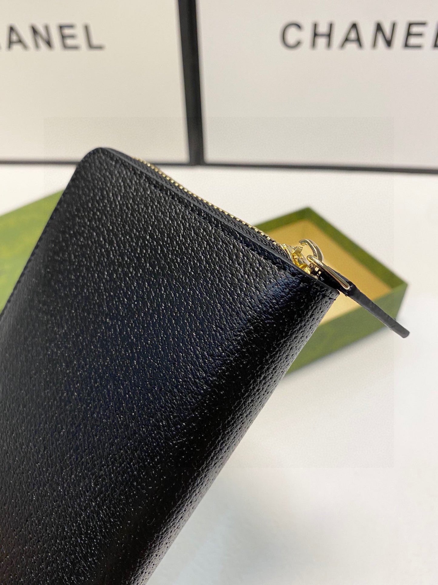 GUCCI BAG 348