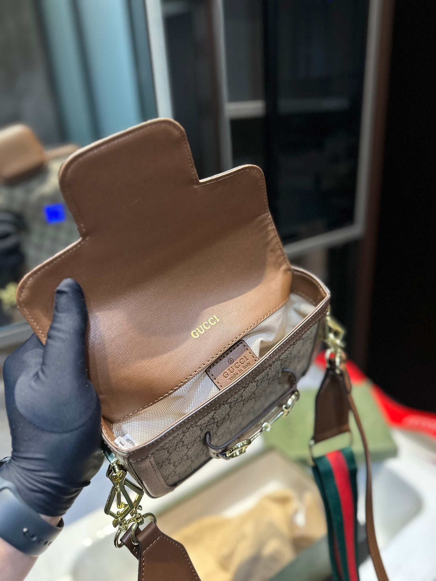 GUCCI BAG 350-2