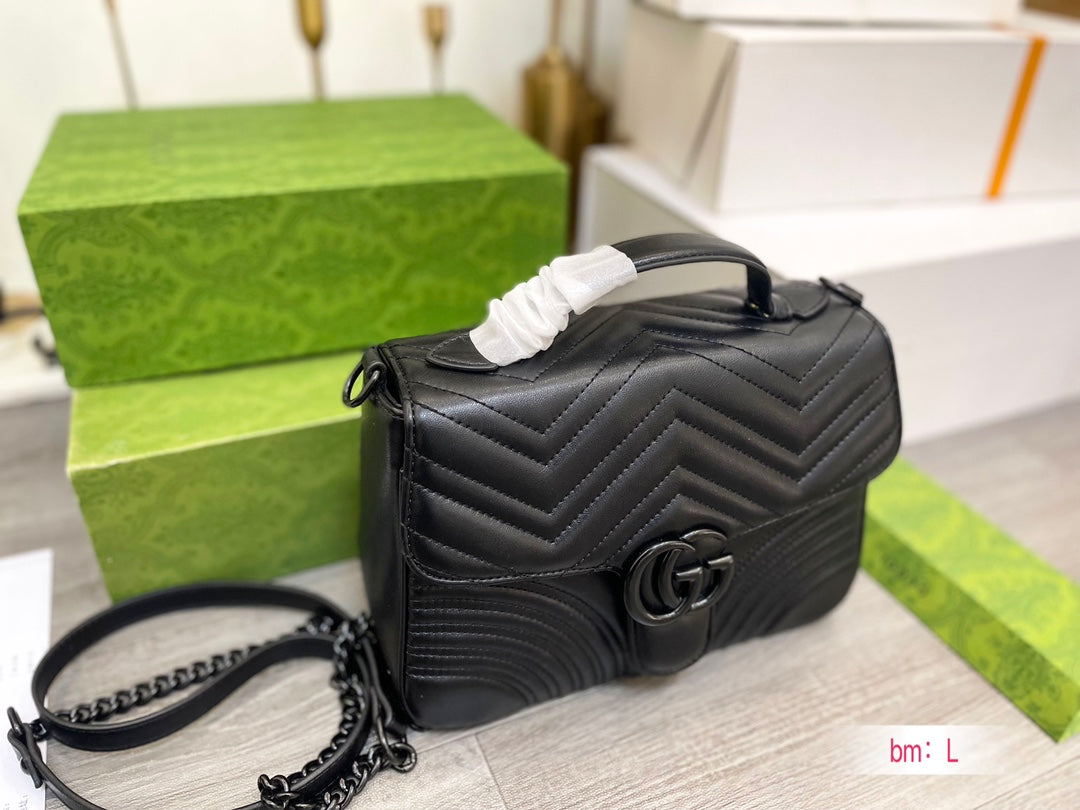 GUCCI  BAG 352-1