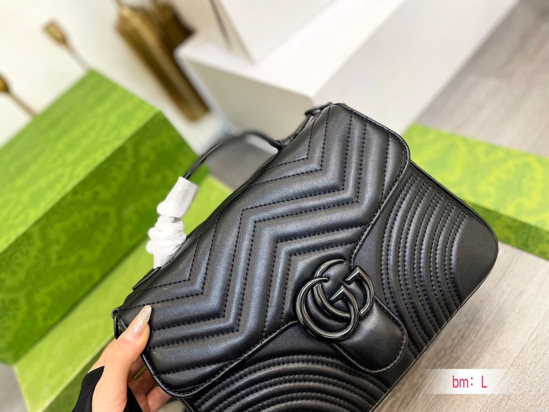GUCCI  BAG 352-1