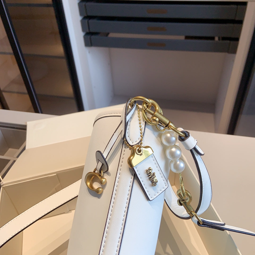 Co-BAG649