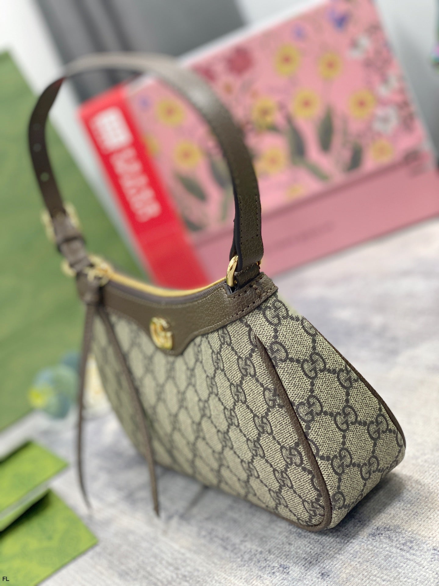 GUCCI BAG 362