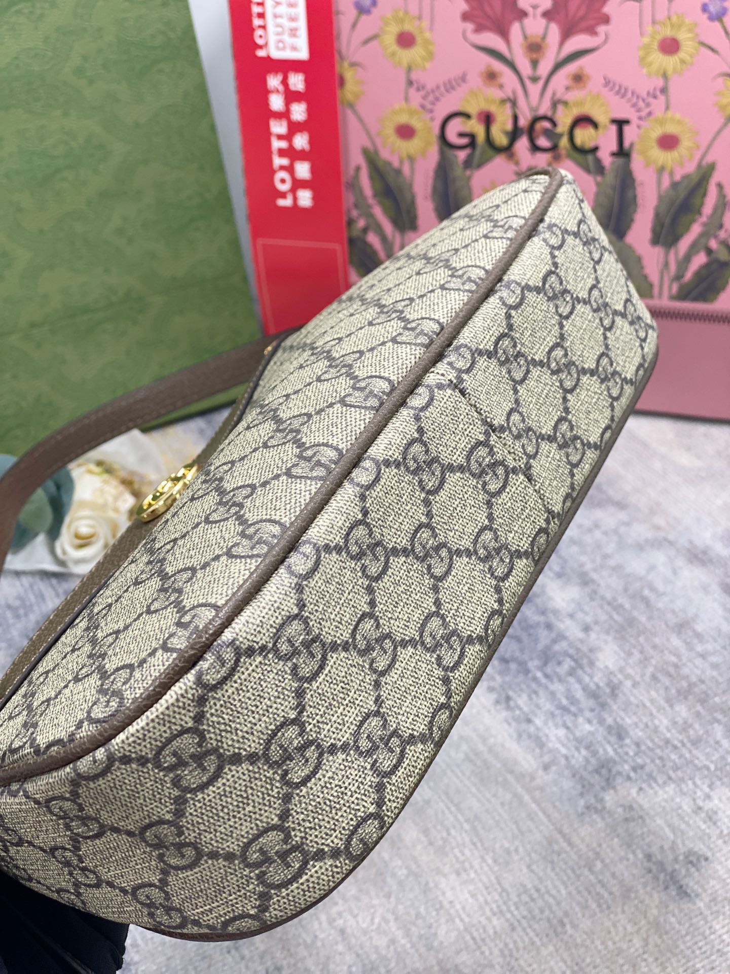 GUCCI BAG 362